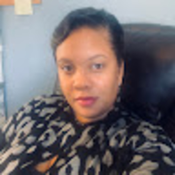 Meet your Posher, Marcella - Picture 1 of 1